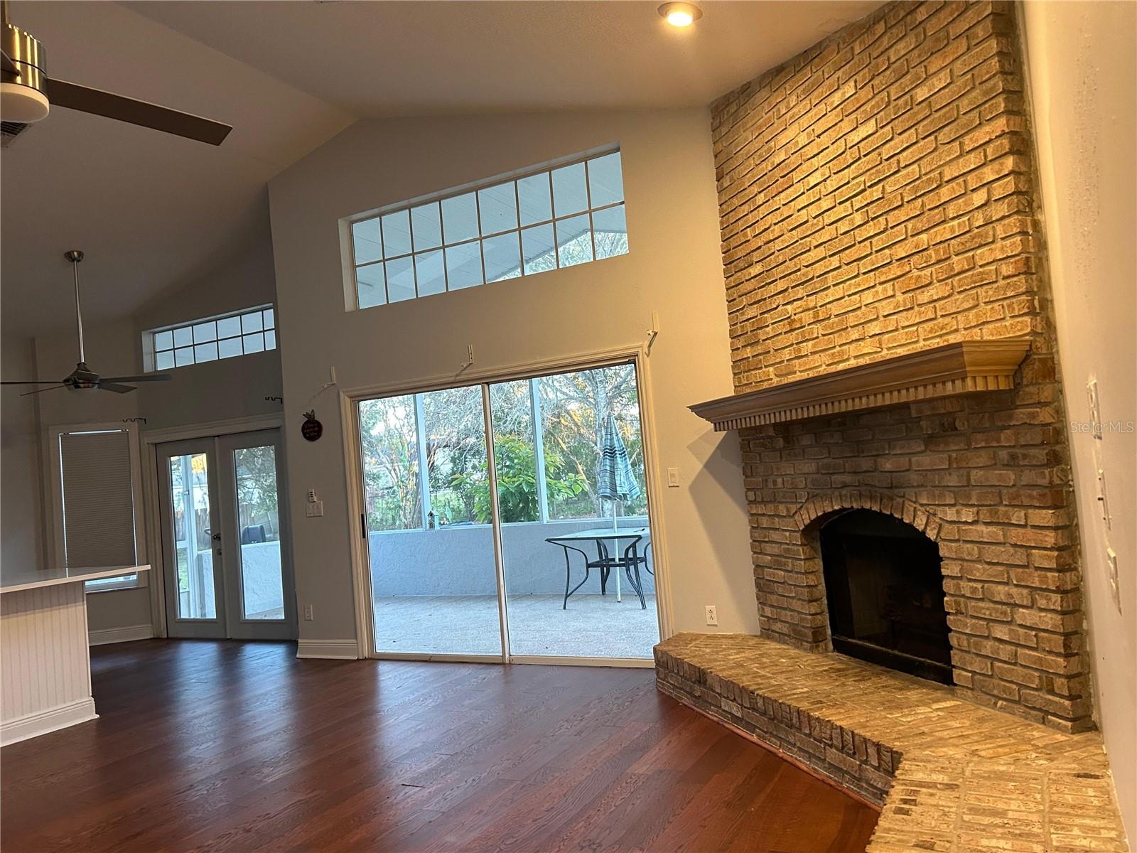 EAGLE TRACE - Residential Lease