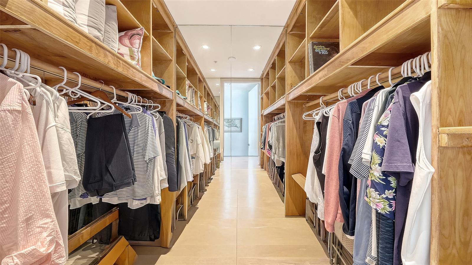 L AMBIANCE 1 - Residential