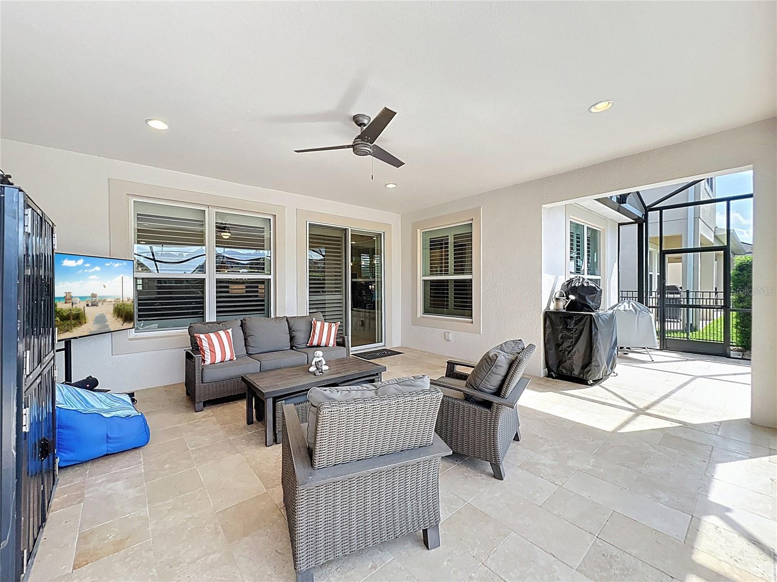 WEST LAKE HANCOCK ESTATES - Residential