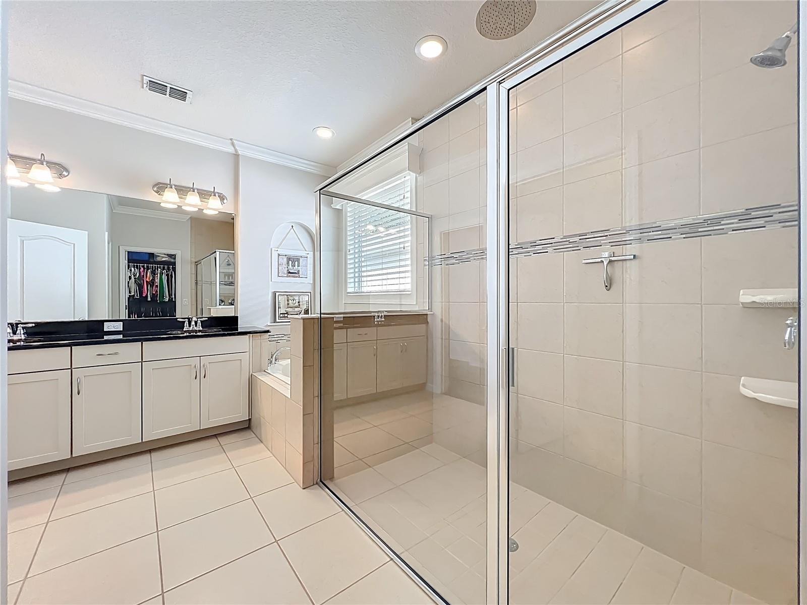 WEST LAKE HANCOCK ESTATES - Residential