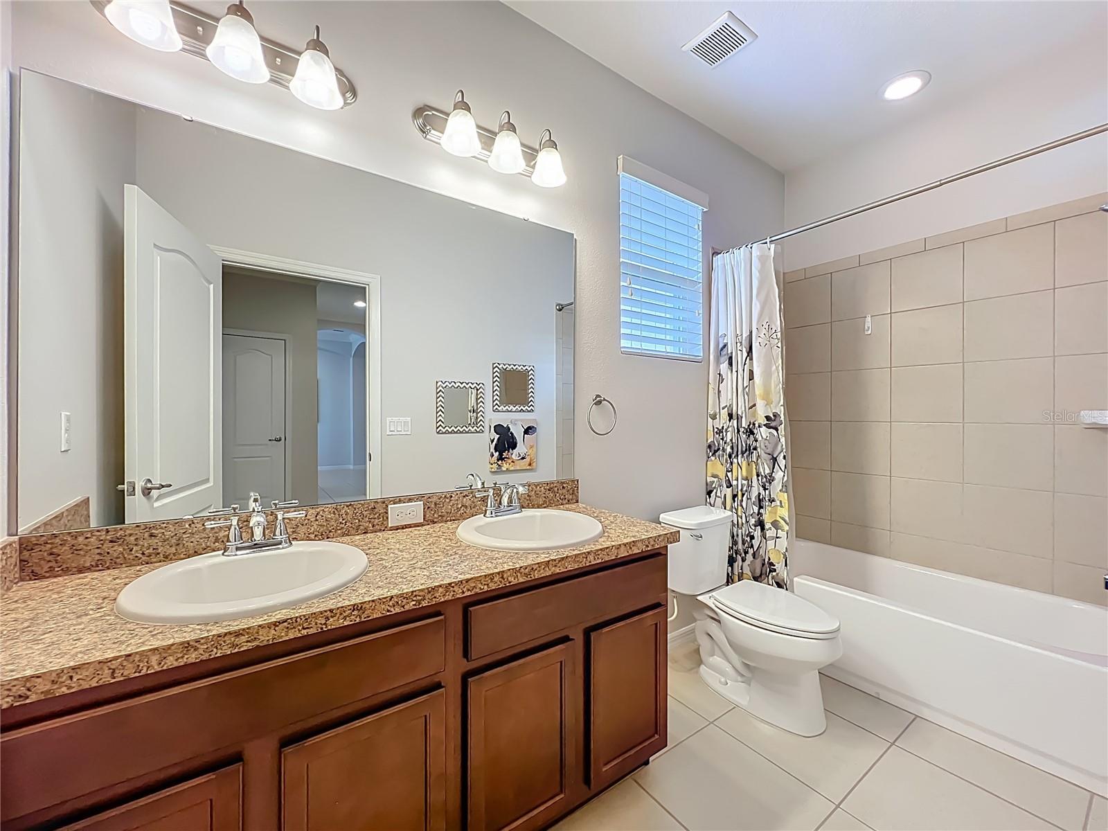 WEST LAKE HANCOCK ESTATES - Residential