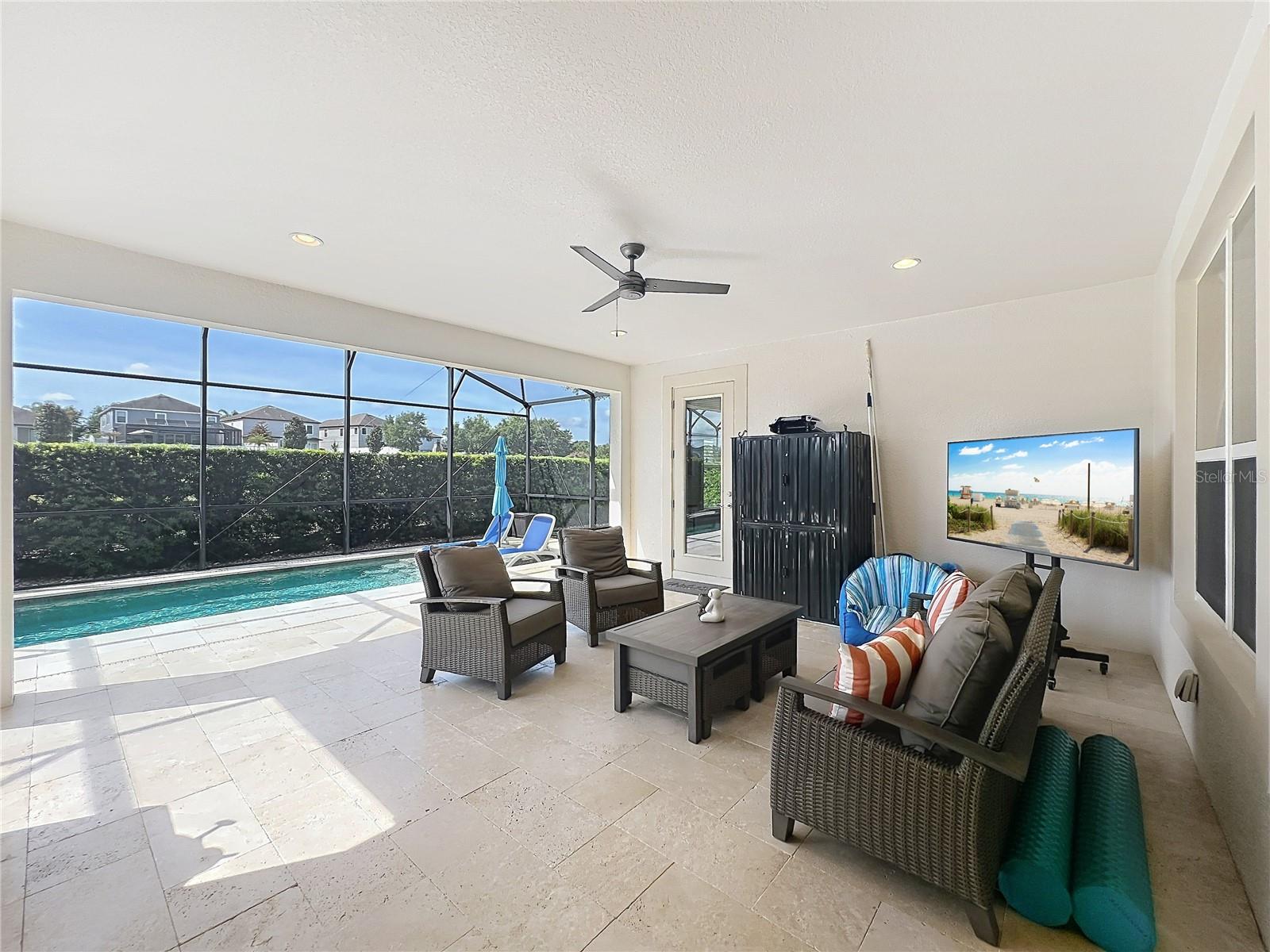 WEST LAKE HANCOCK ESTATES - Residential