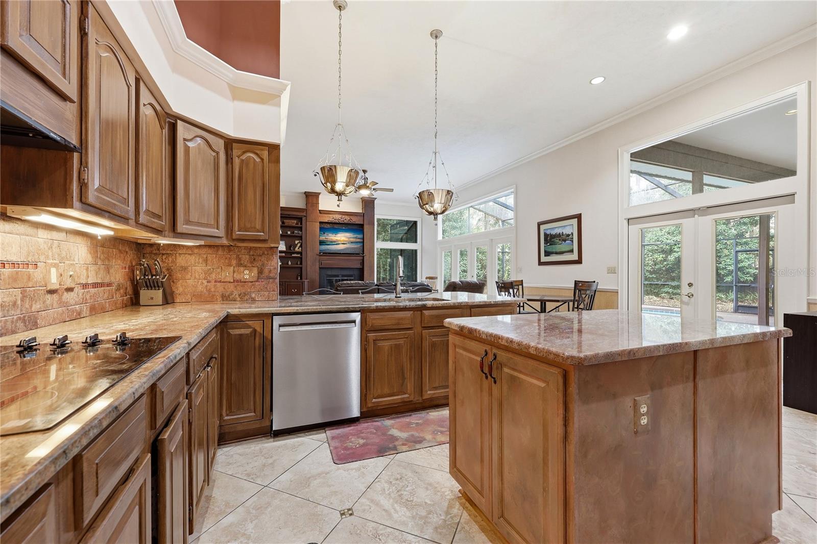 HUNTINGTON PH III - Residential