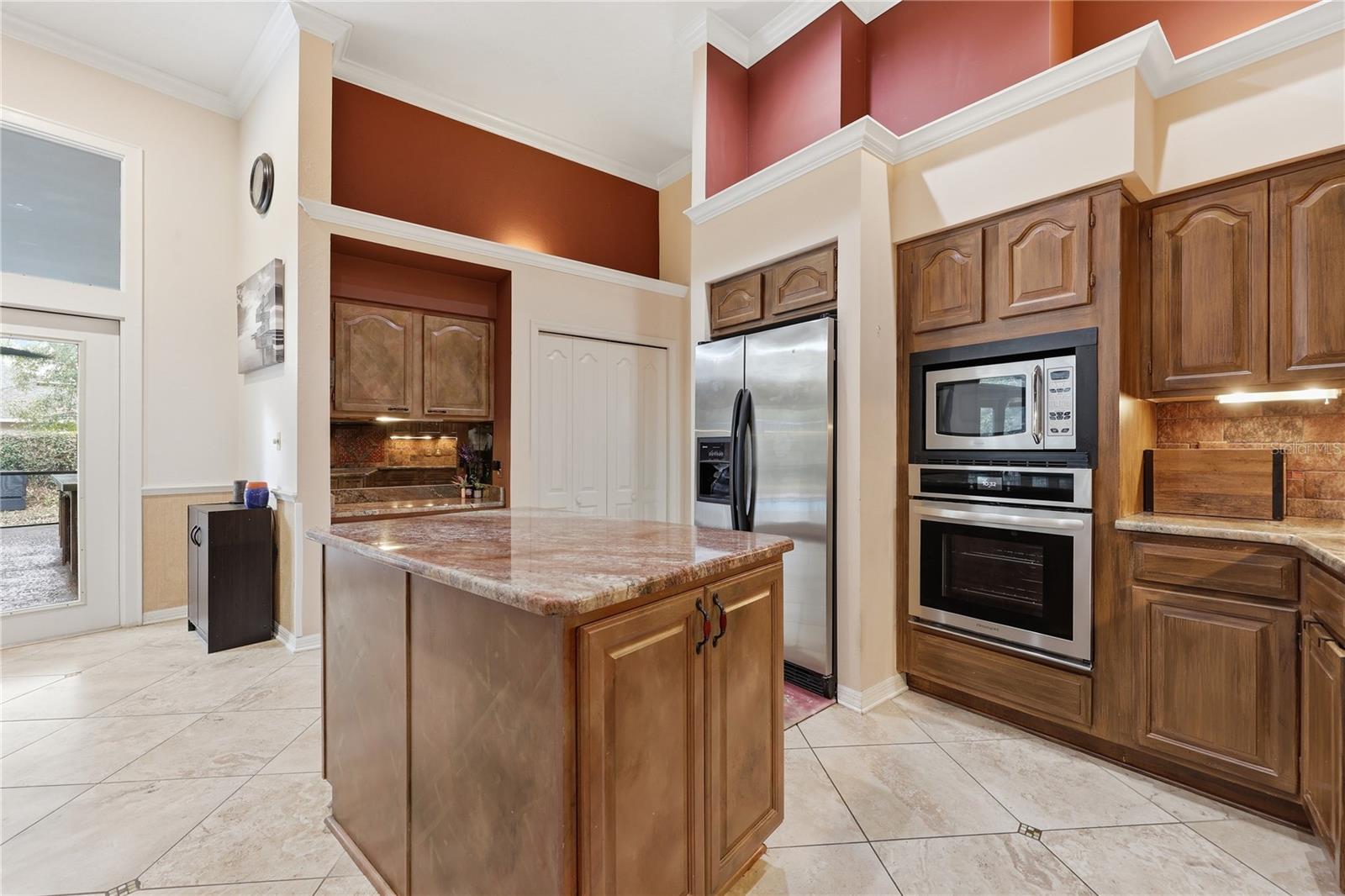 HUNTINGTON PH III - Residential