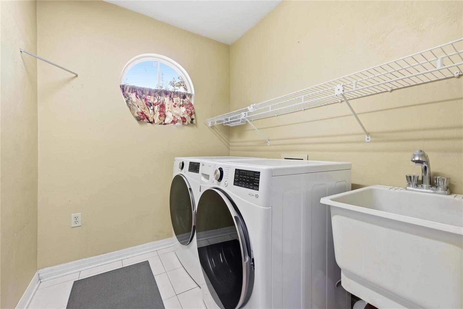 HUNTINGTON PH III - Residential