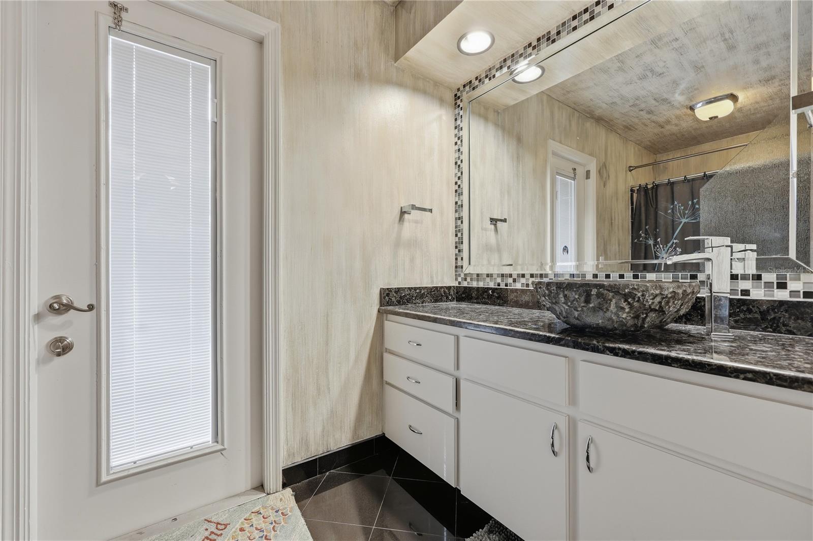 HUNTINGTON PH III - Residential