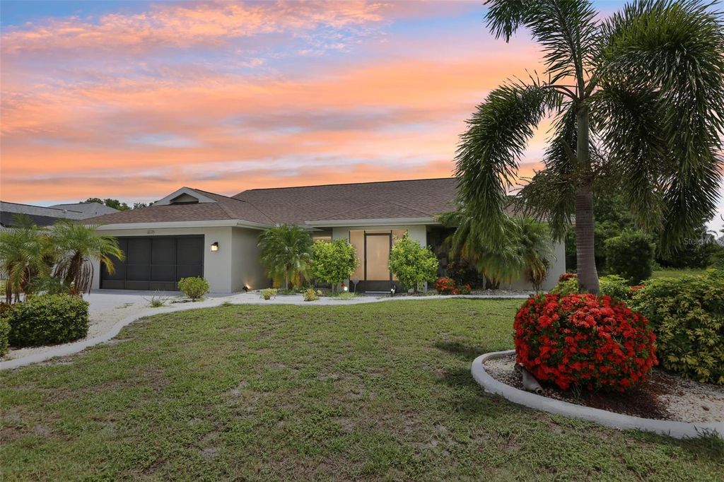 Photo of 1812 New Bedford Drive, Sun City Center, FL 33573 (MLS # TB8409041)