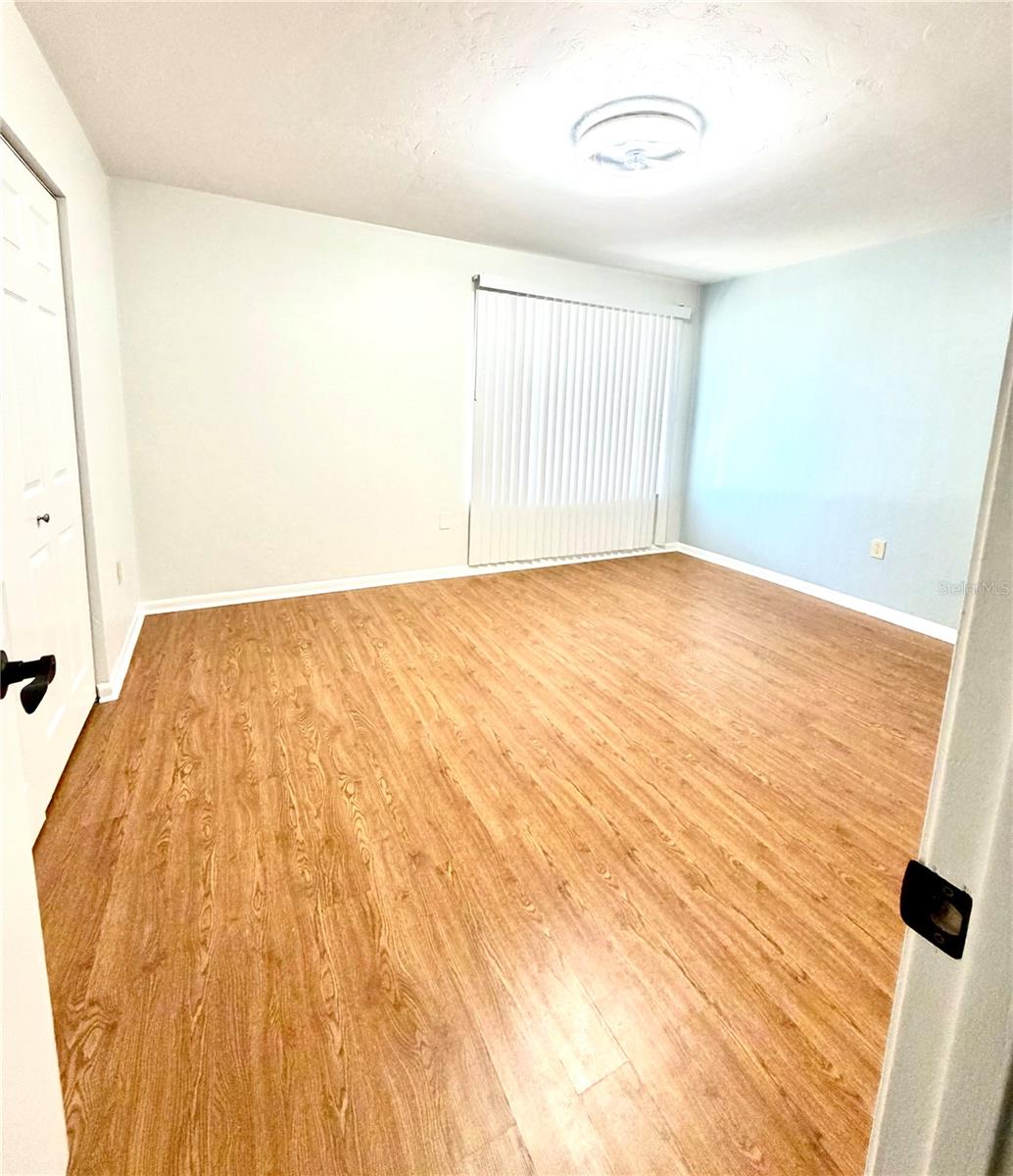 SOUTHFORK OAKS - Residential Lease