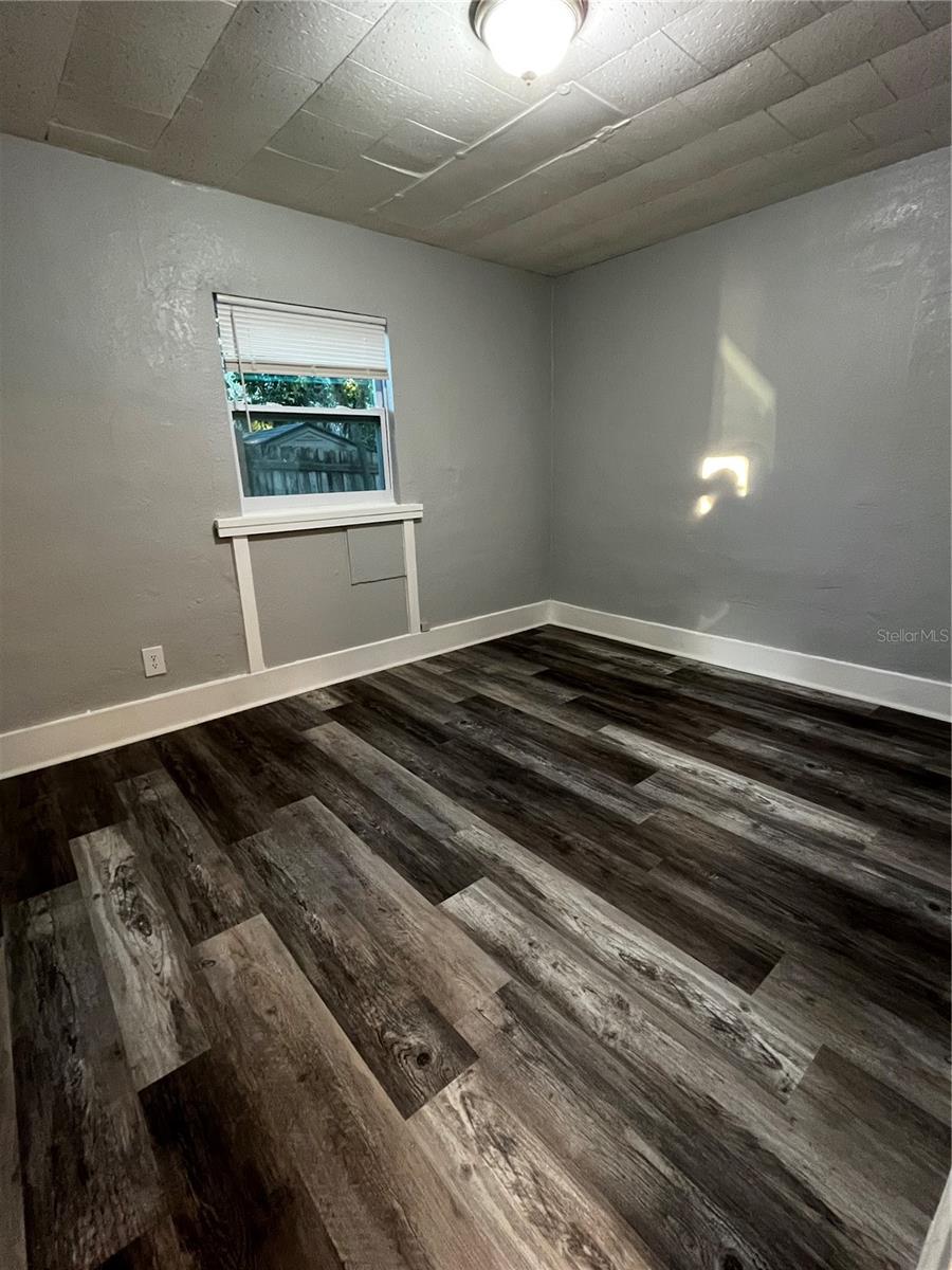 HIGHLAND PARK - Residential Lease