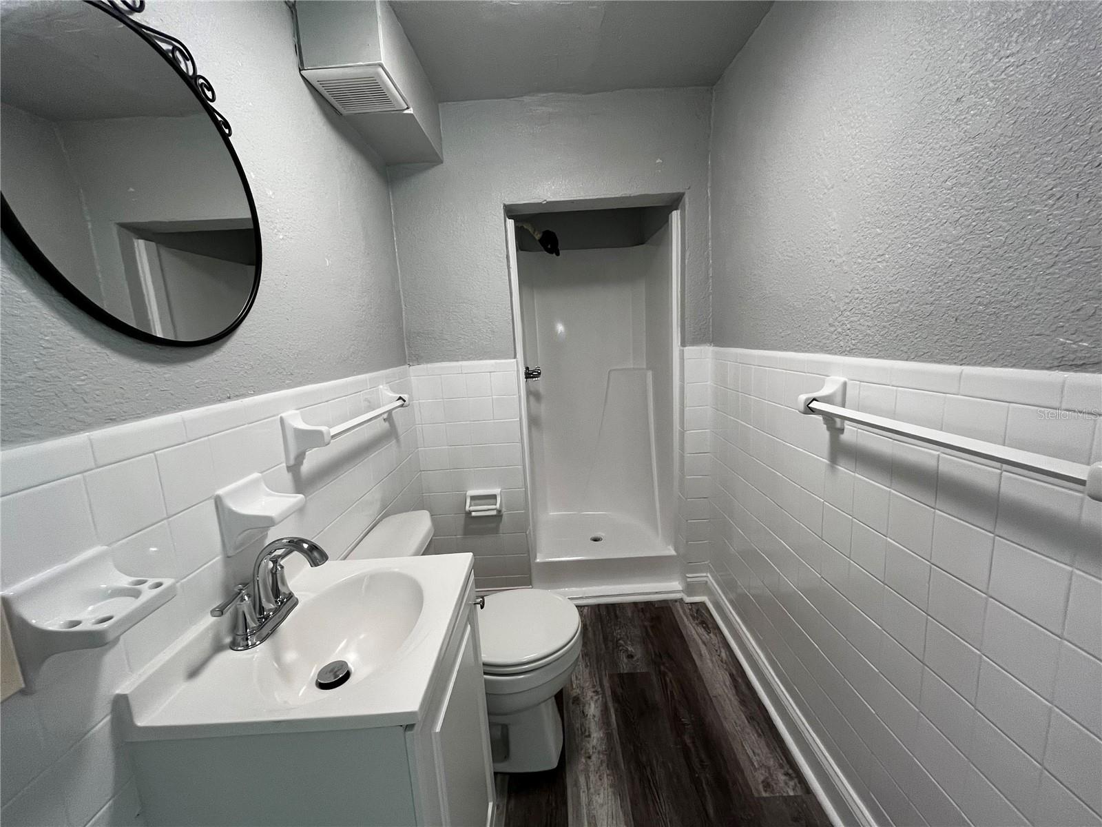 HIGHLAND PARK - Residential Lease