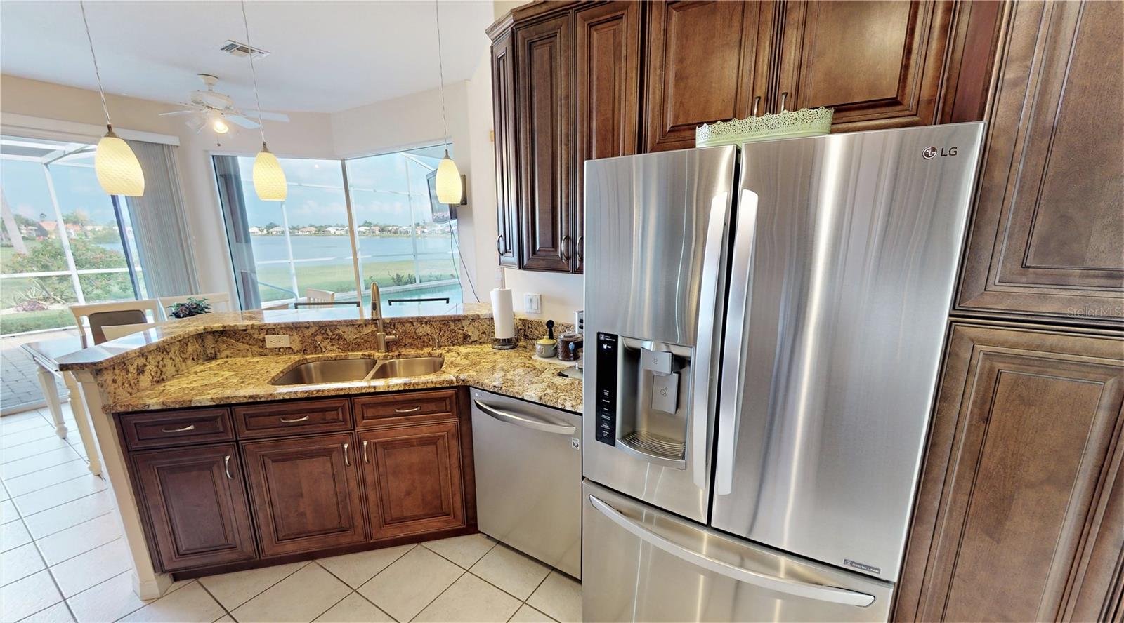 SEMINOLE LAKES - Residential