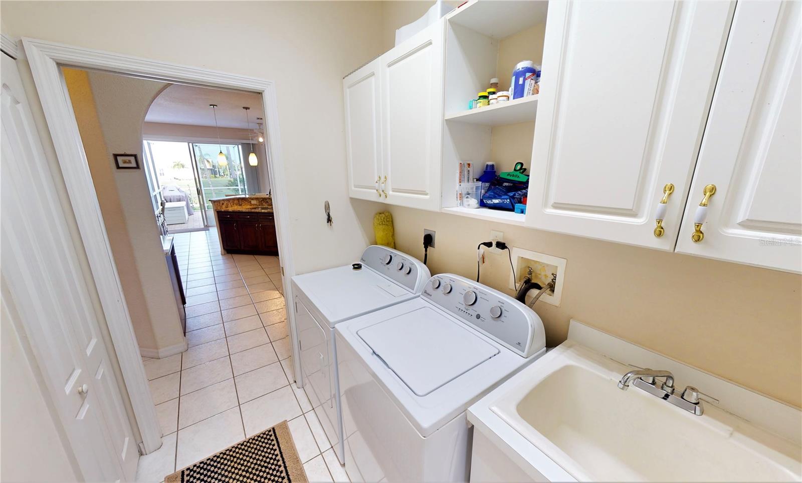 SEMINOLE LAKES - Residential