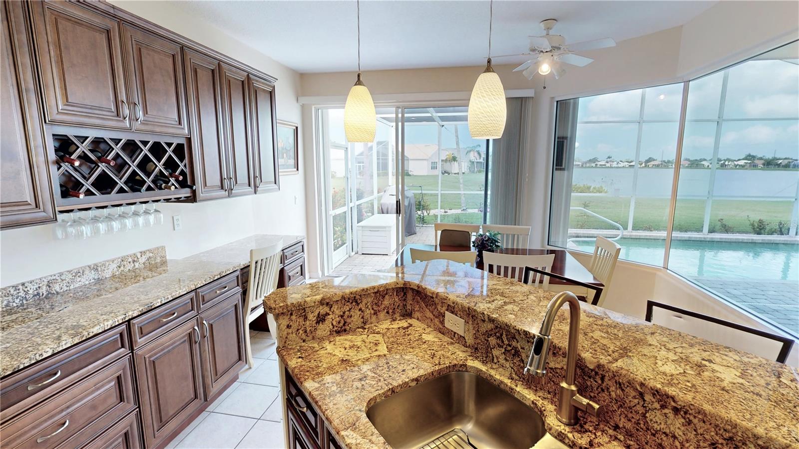 SEMINOLE LAKES - Residential