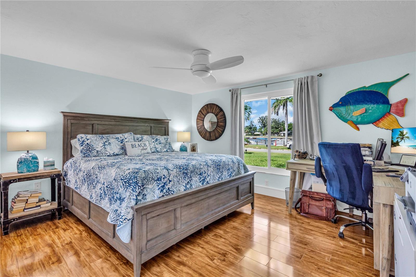 PALMA SOLA PARK - Residential