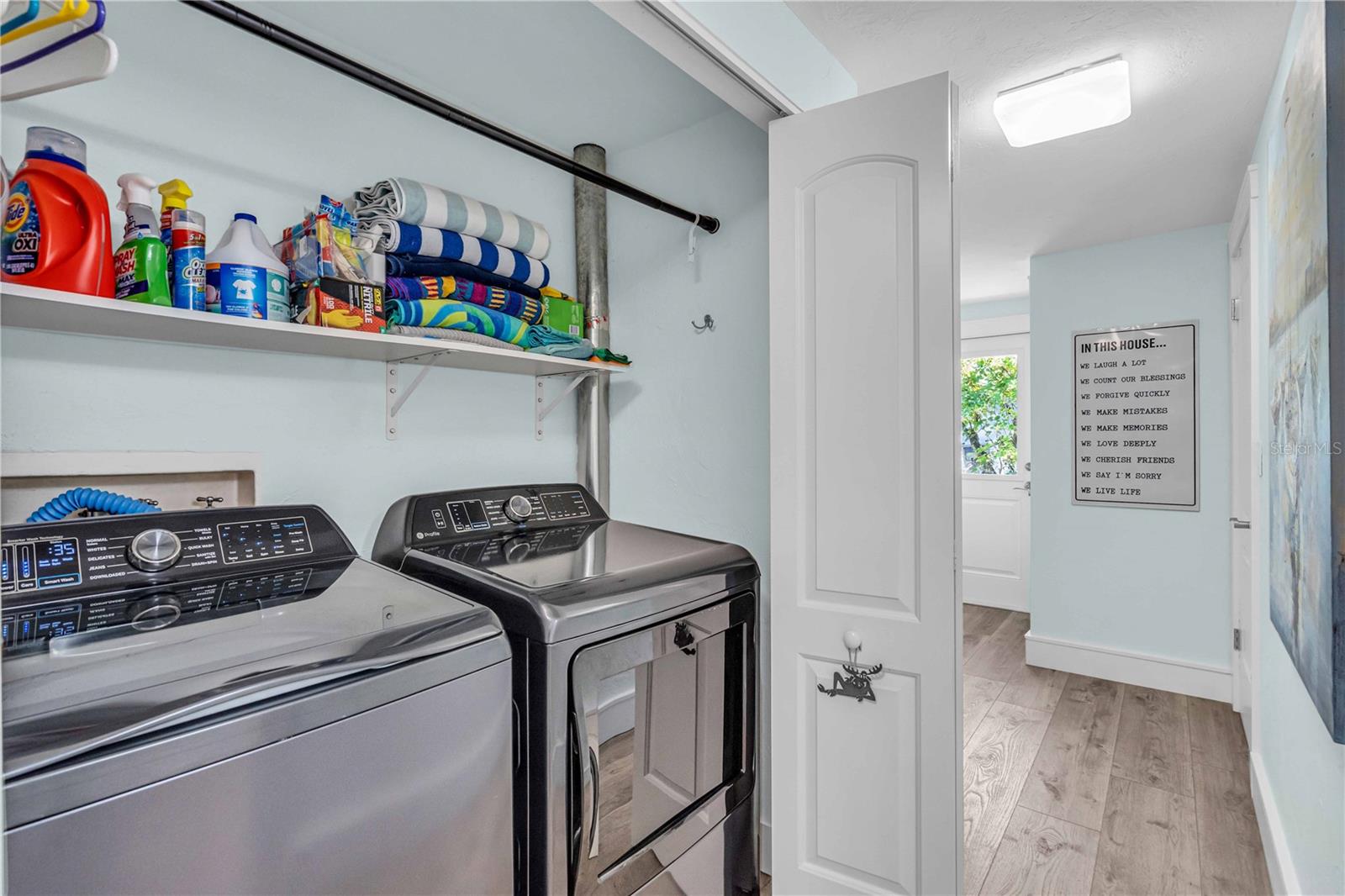 PALMA SOLA PARK - Residential