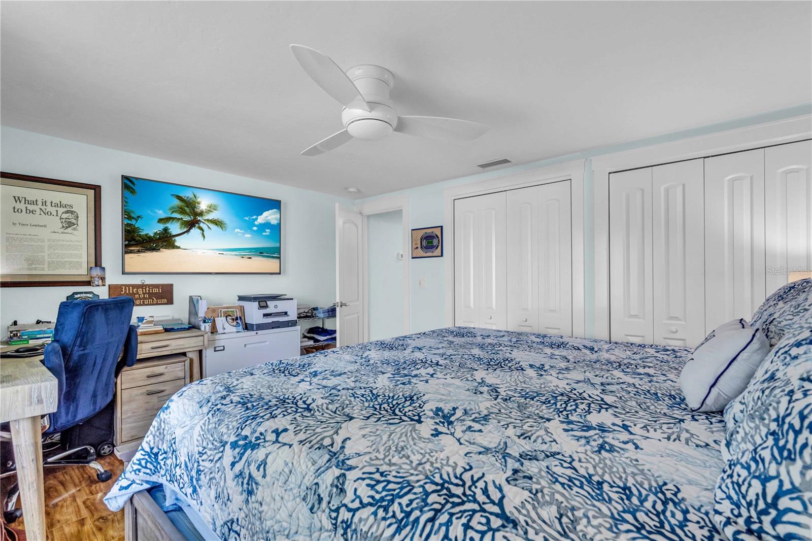 PALMA SOLA PARK - Residential