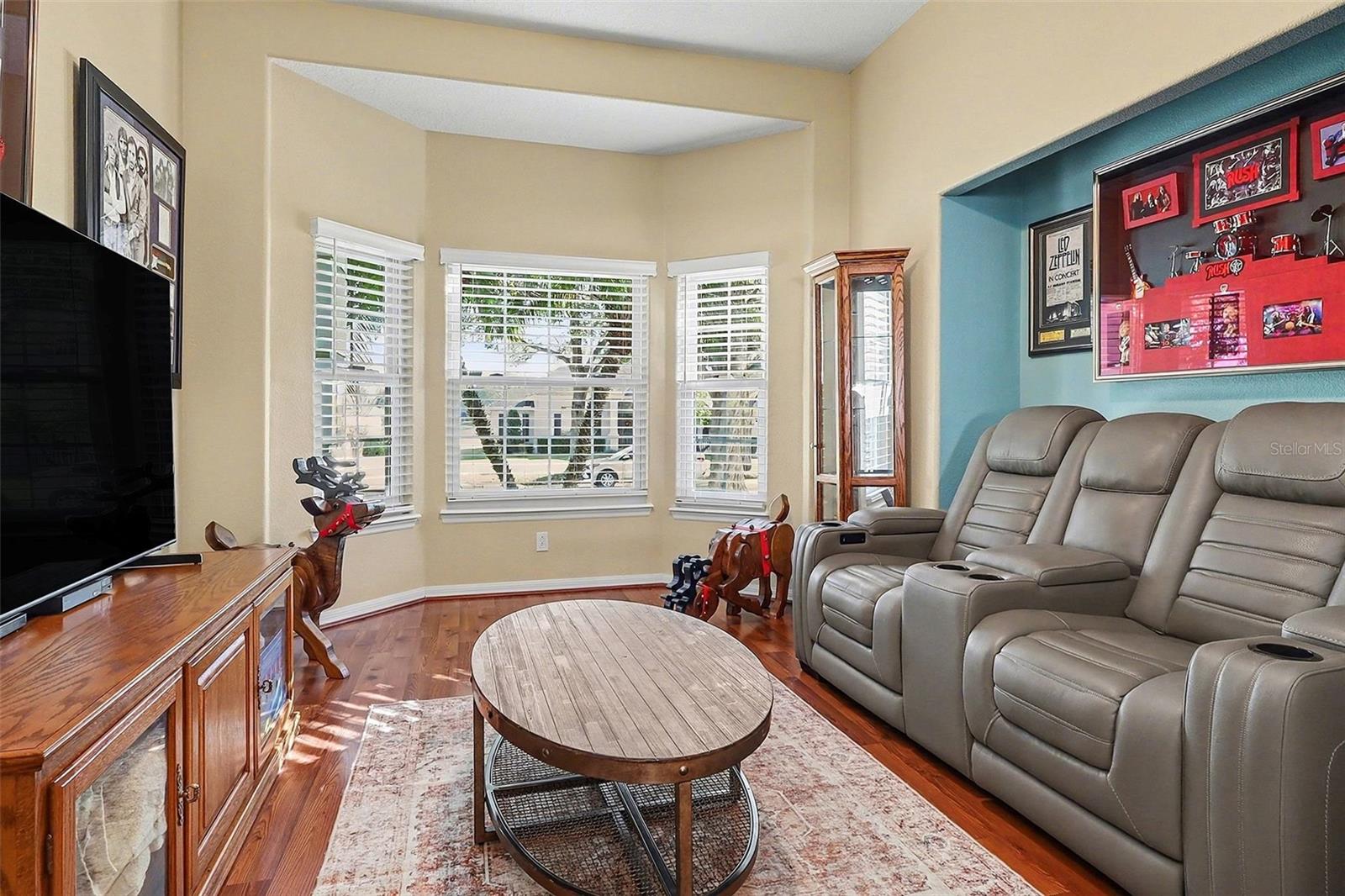 ESTATES AUBURNDALE - Residential