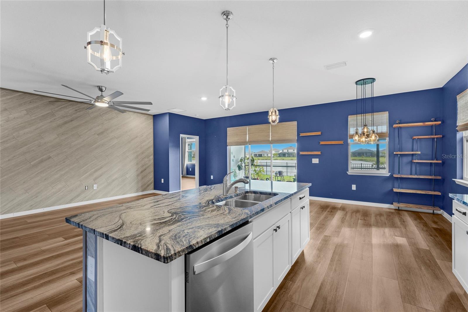 PROMENADE ESTATES - Residential