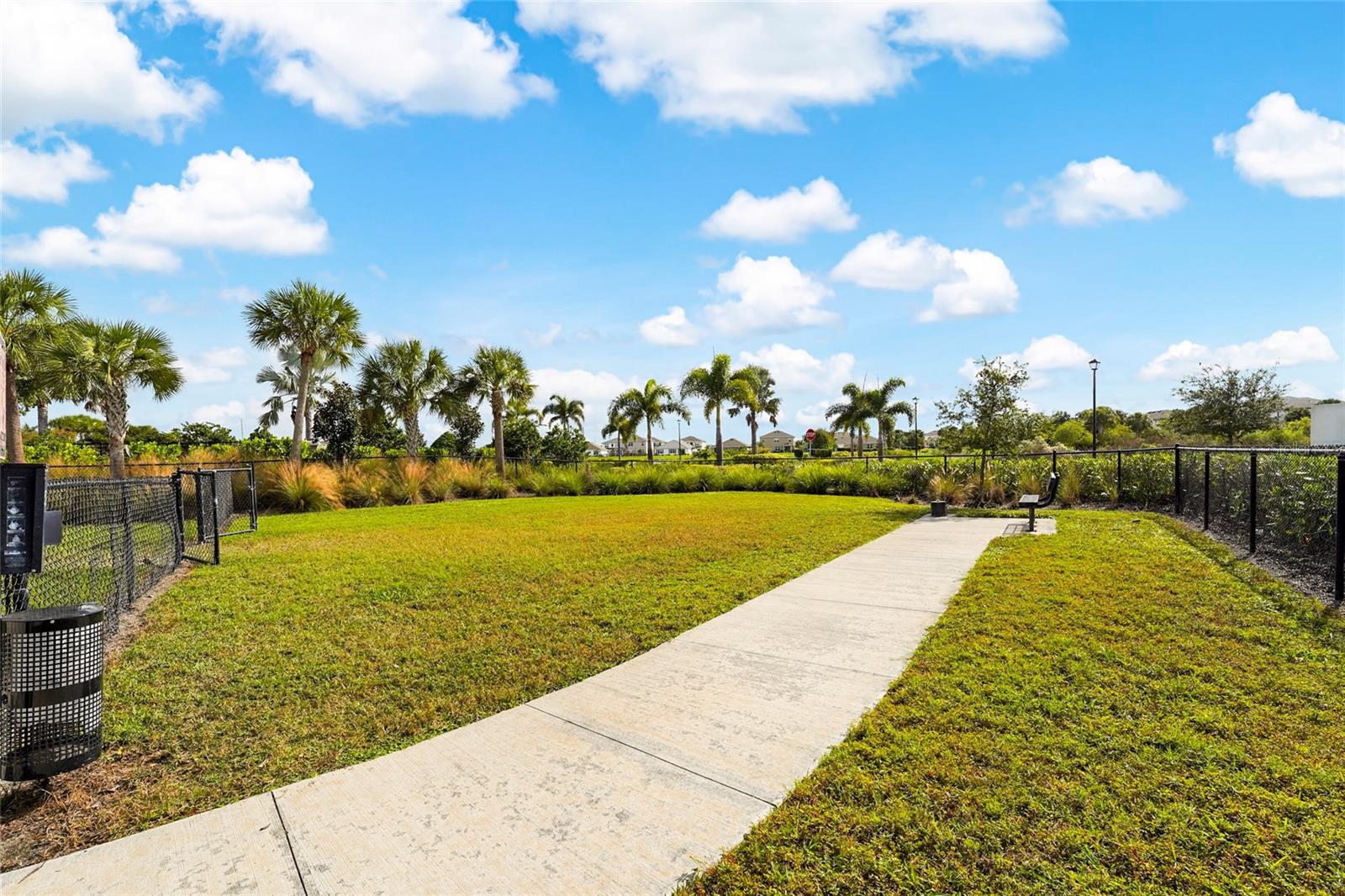 PROMENADE ESTATES - Residential