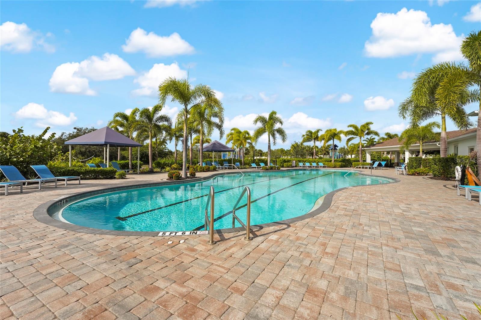 PROMENADE ESTATES - Residential