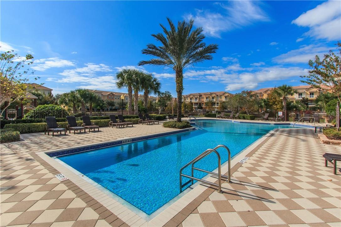 GRANDE OAKS AT HEATHROW - Residential Lease