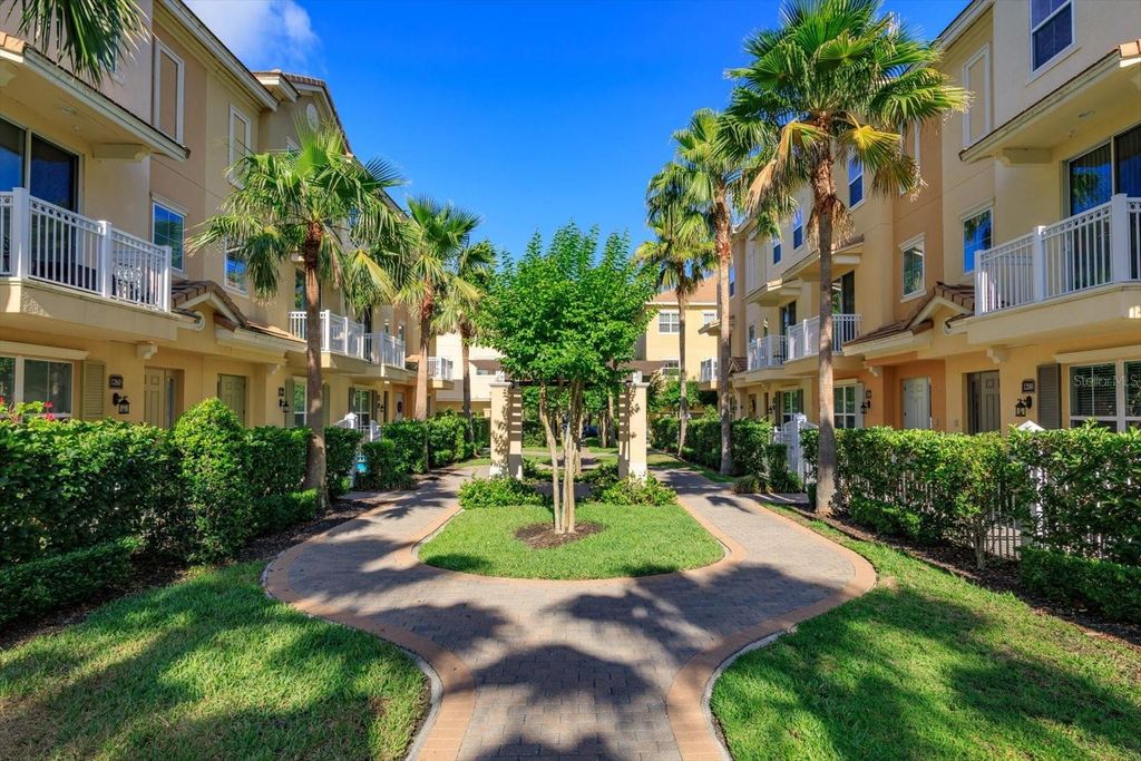 Photo of 1288 Bolton Place, Lake Mary, FL 32746 (MLS # O6373929)