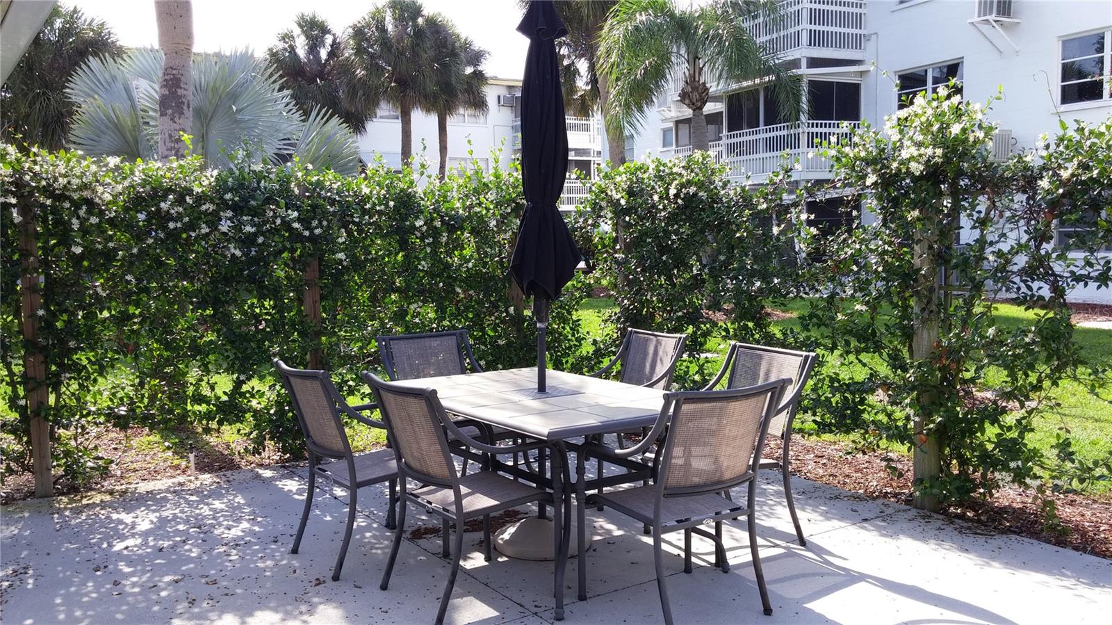BAYSHORE GARDENS APTS 3 - Residential