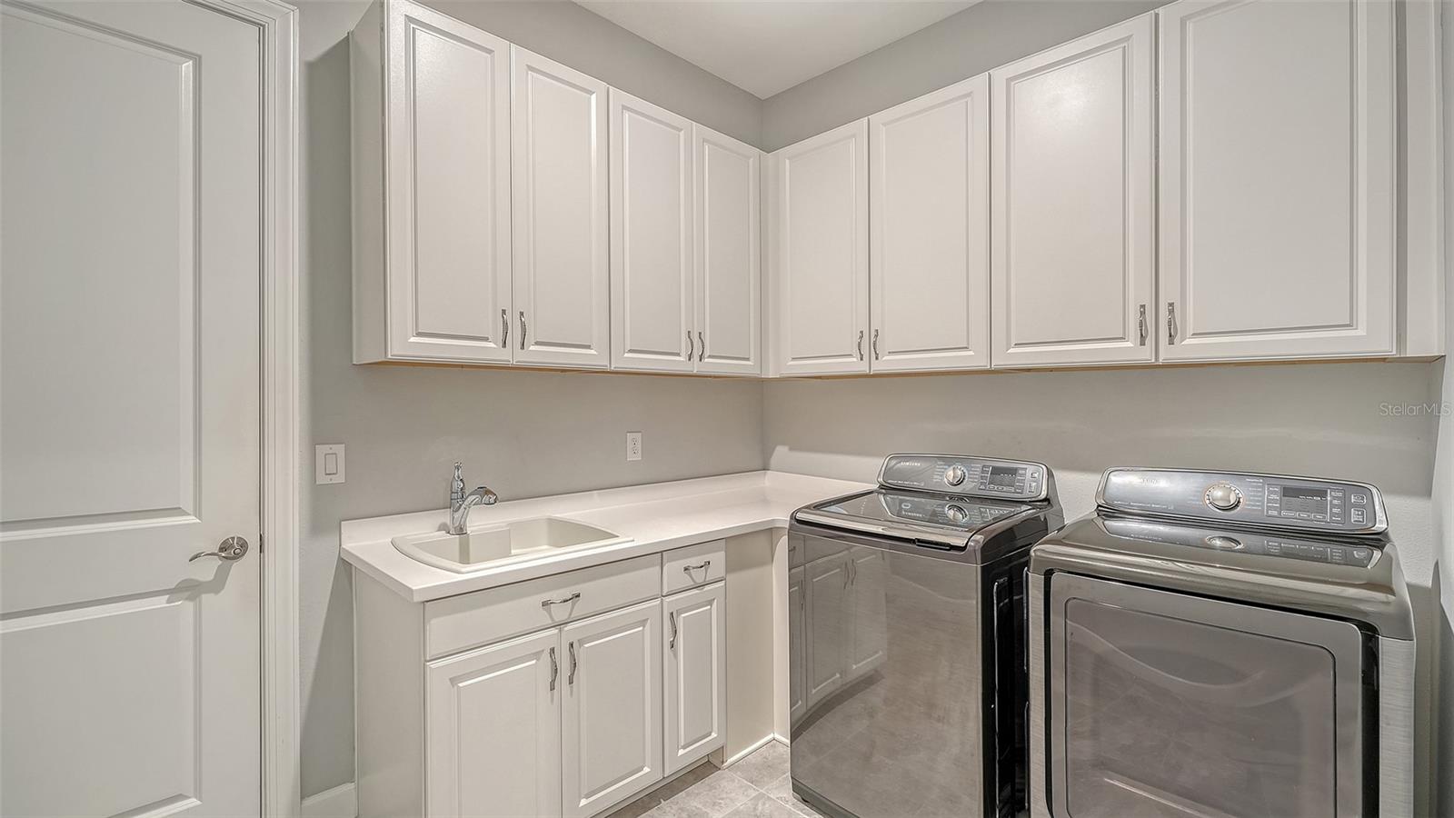 AZARIO ESPLANADE - Residential