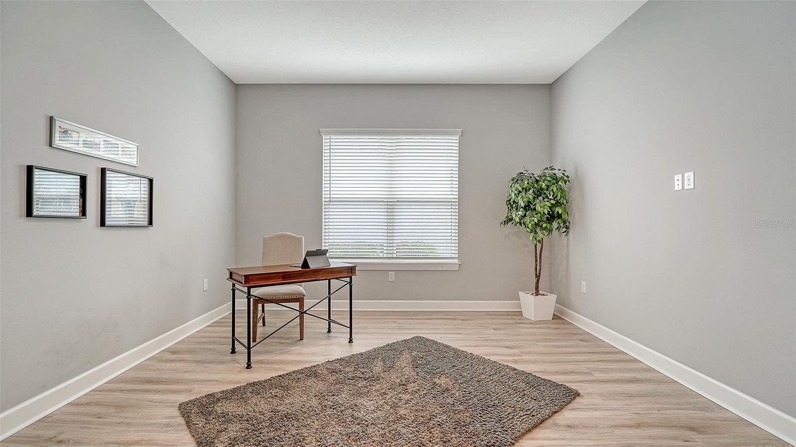 AZARIO ESPLANADE - Residential