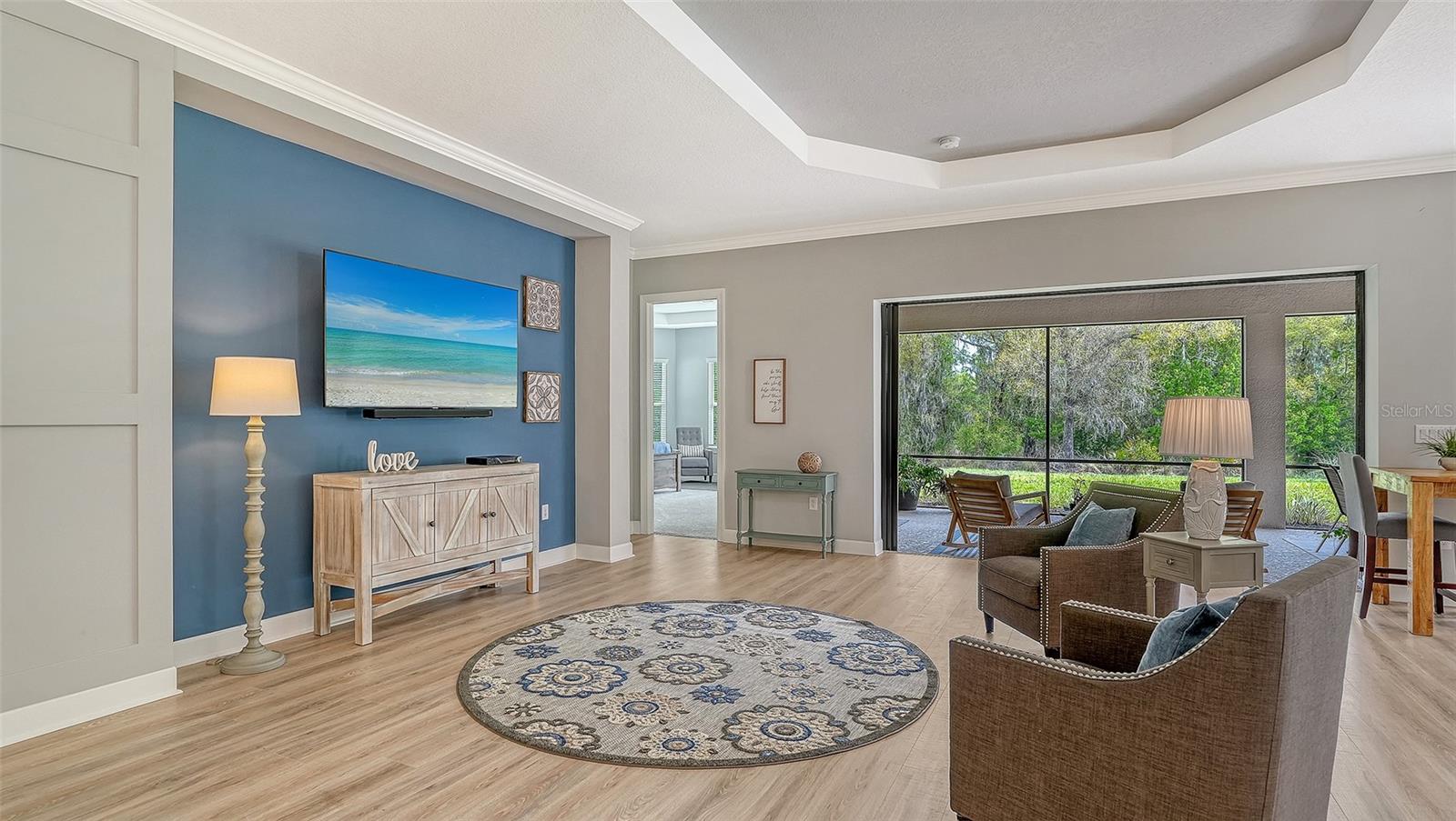 AZARIO ESPLANADE - Residential