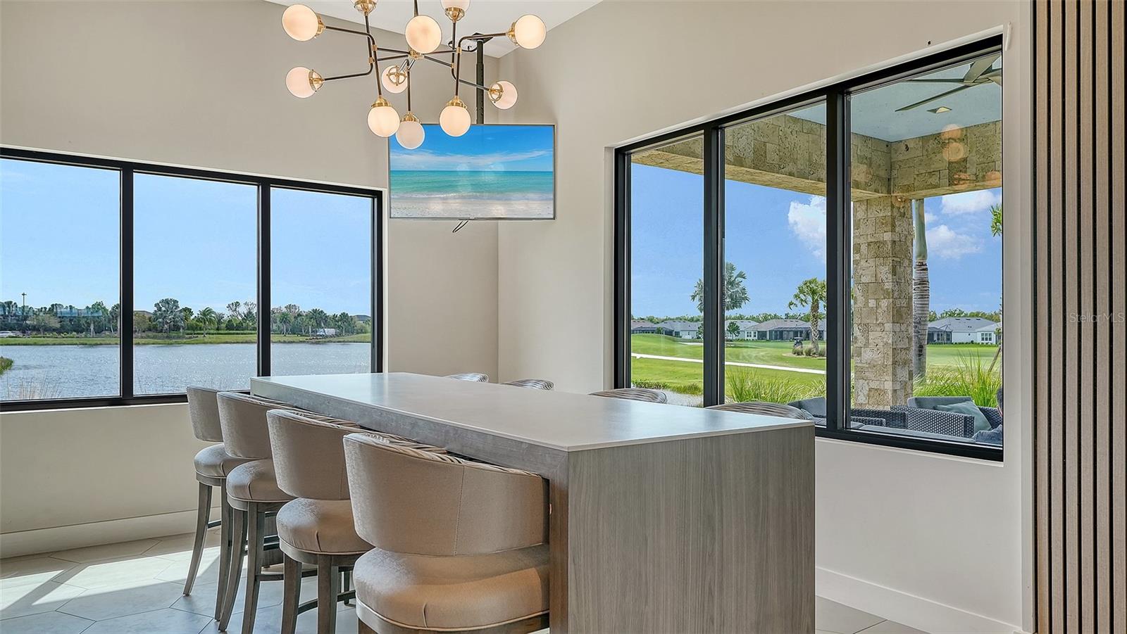 AZARIO ESPLANADE - Residential