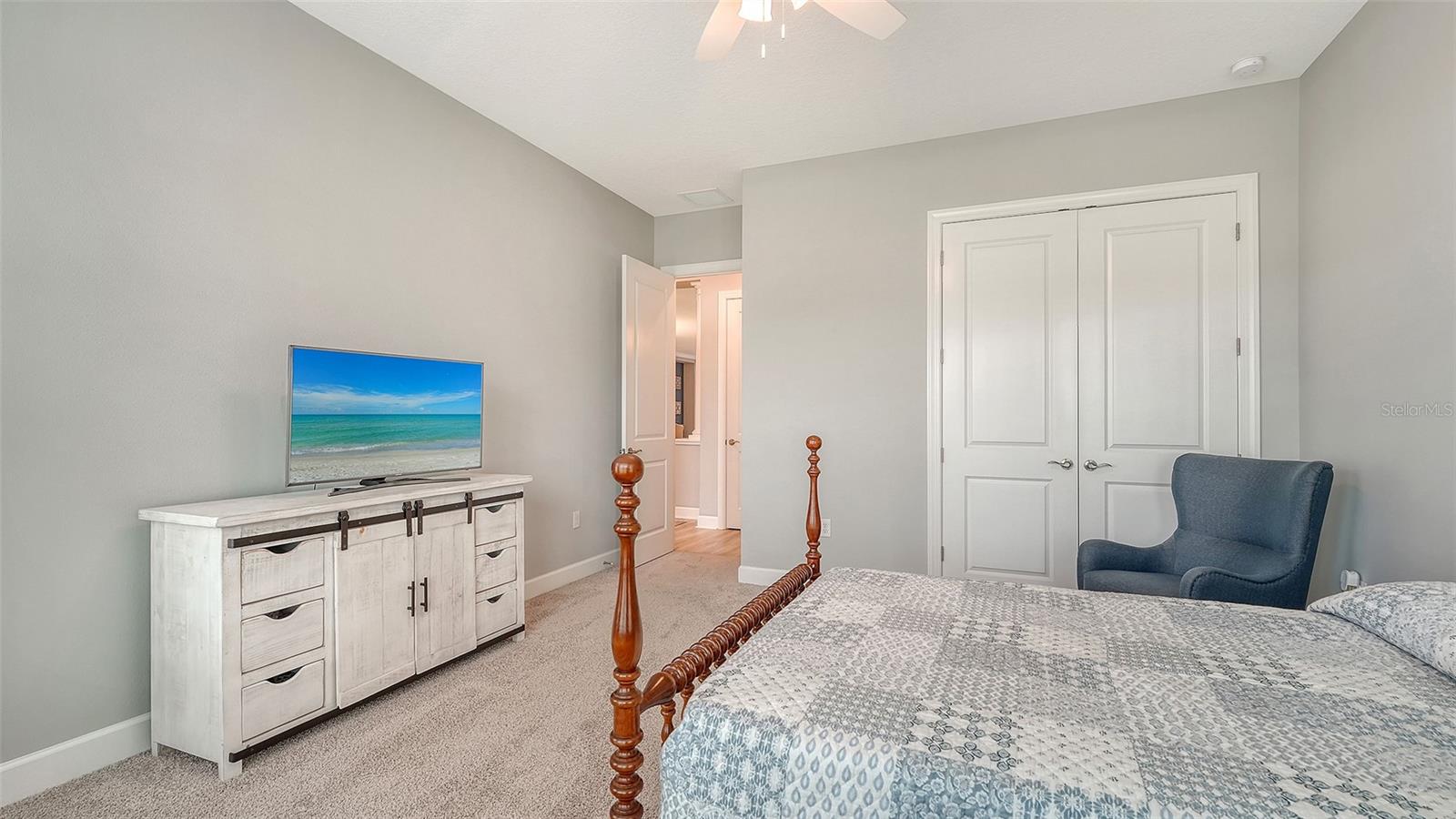 AZARIO ESPLANADE - Residential