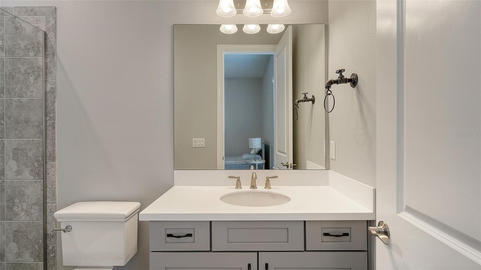 AZARIO ESPLANADE - Residential