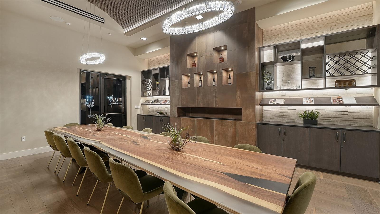 AZARIO ESPLANADE - Residential