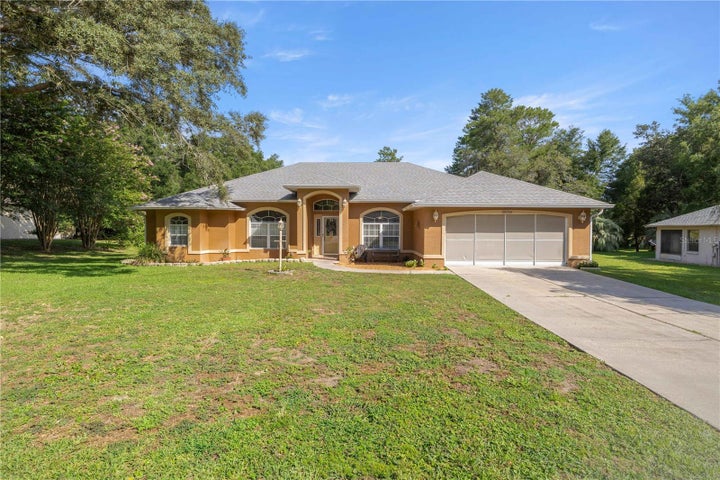 Photo 1 of 39 — 10716 SW 53RD CIRCLE, OCALA, FL 34476