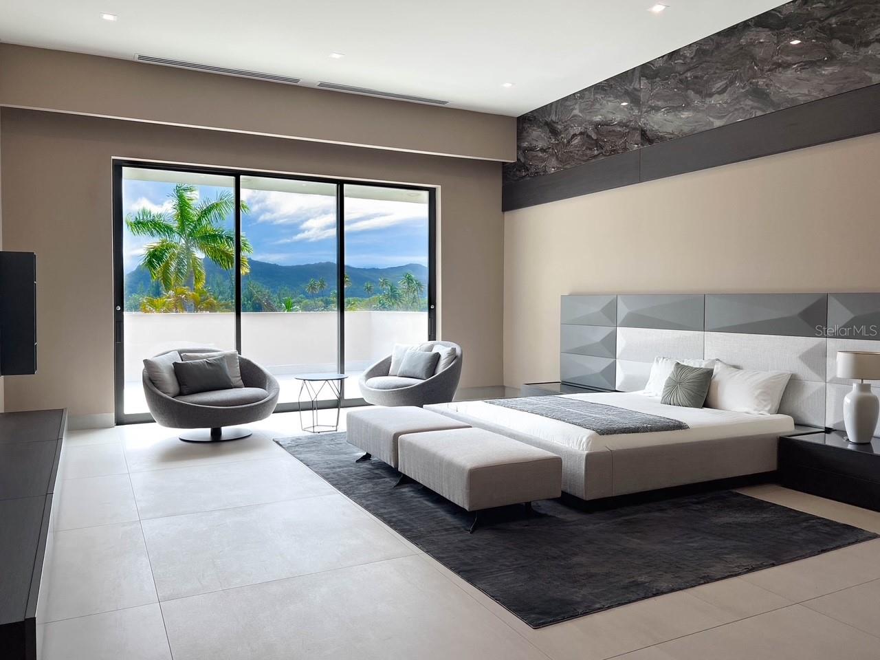 DORADO COUNTRY ESTATES - Residential