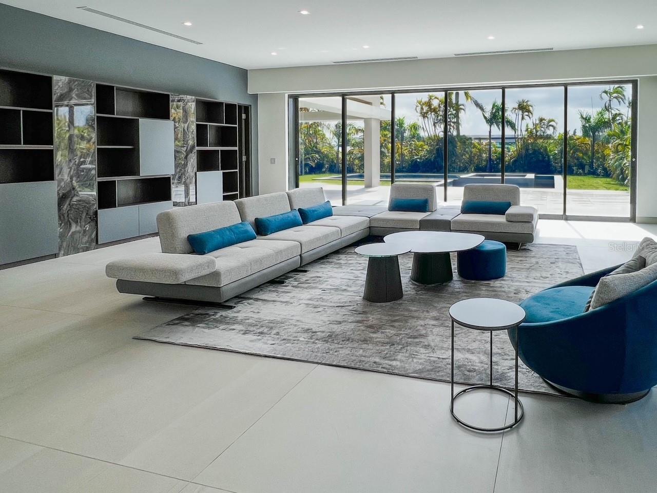 DORADO COUNTRY ESTATES - Residential