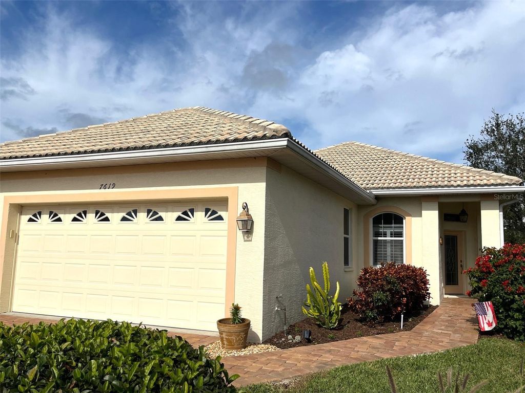 Photo of 7619 Teal Trce, Bradenton, FL 34203 (MLS # A4668346)