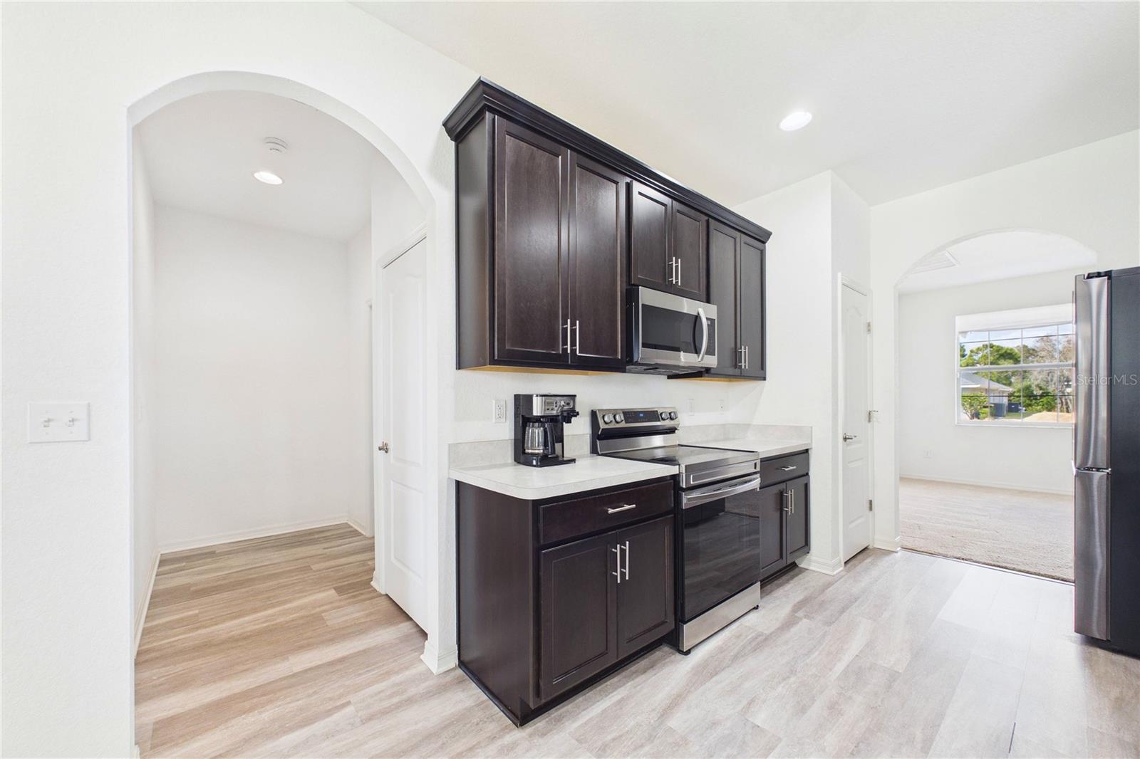 MOSS HAMMOCK - Residential