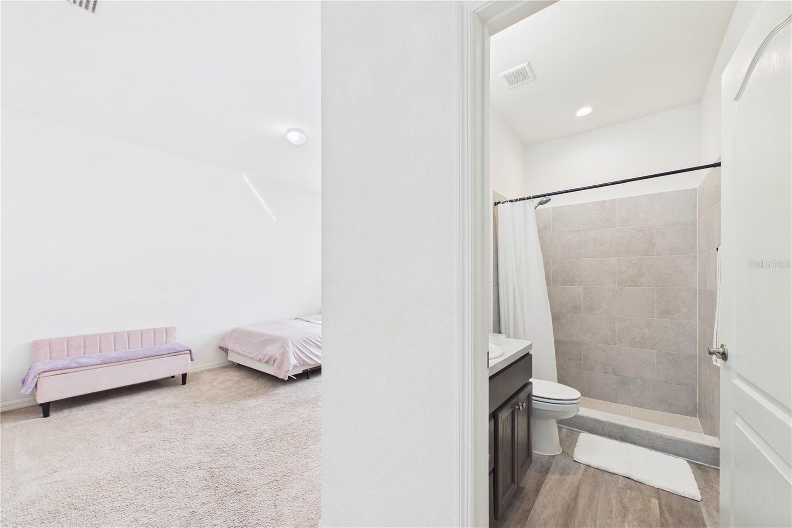 MOSS HAMMOCK - Residential