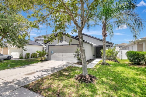 Photo of 31107 Tagus Loop, Wesley Chapel, FL 33545 (MLS # TB8540356)