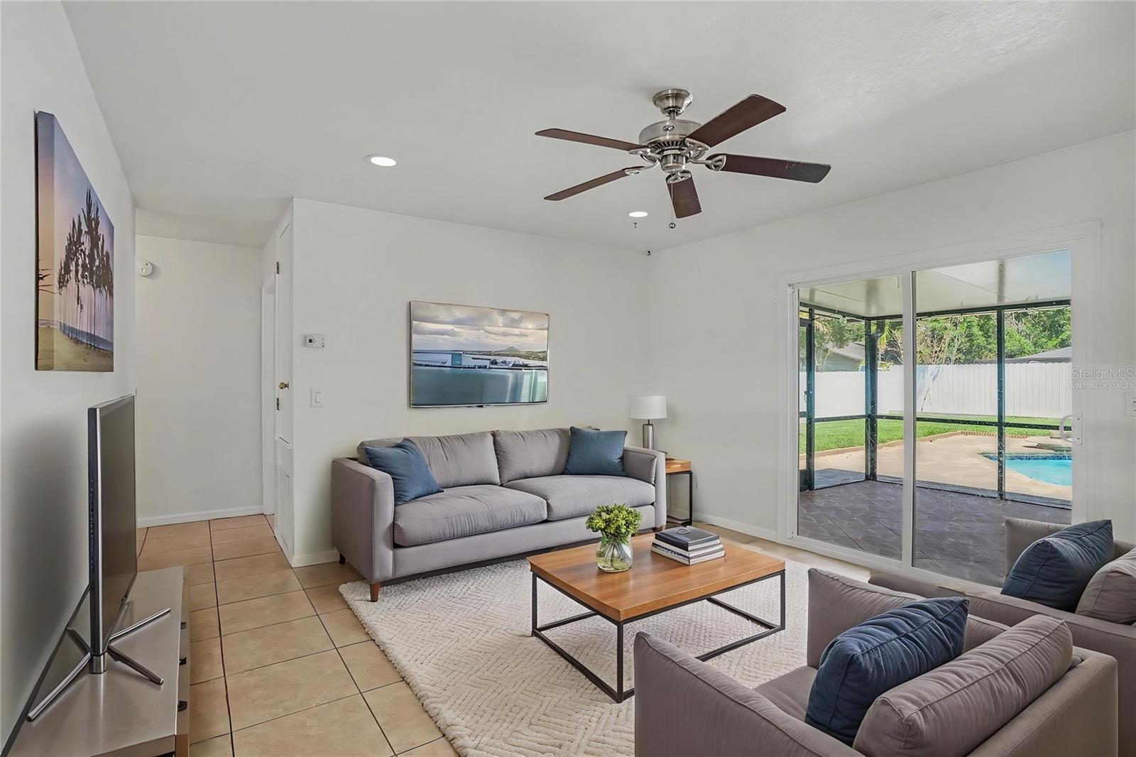 BLOOMINGDALE SEC A UNIT IIII - Residential