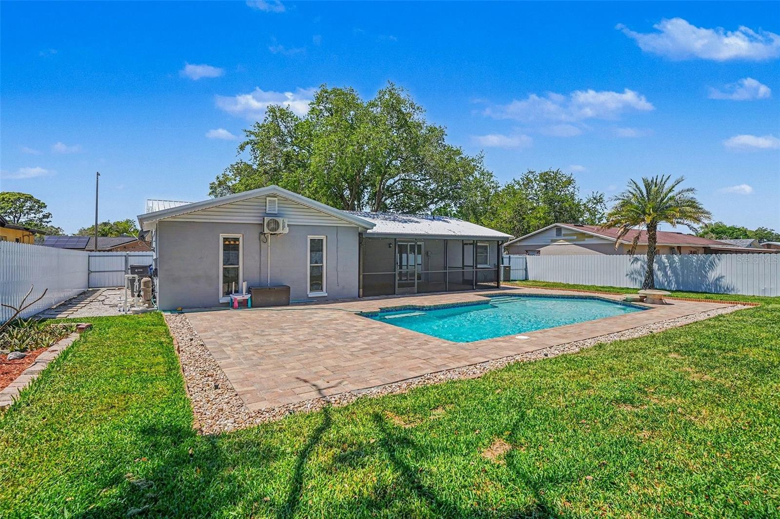 BLOOMINGDALE SEC A UNIT IIII - Residential