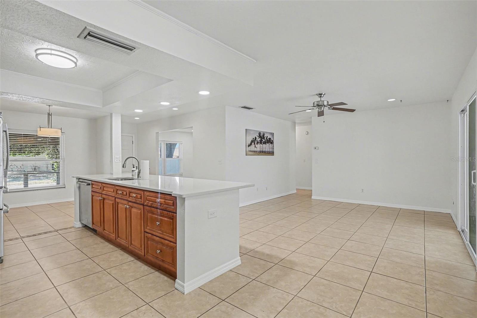 BLOOMINGDALE SEC A UNIT IIII - Residential