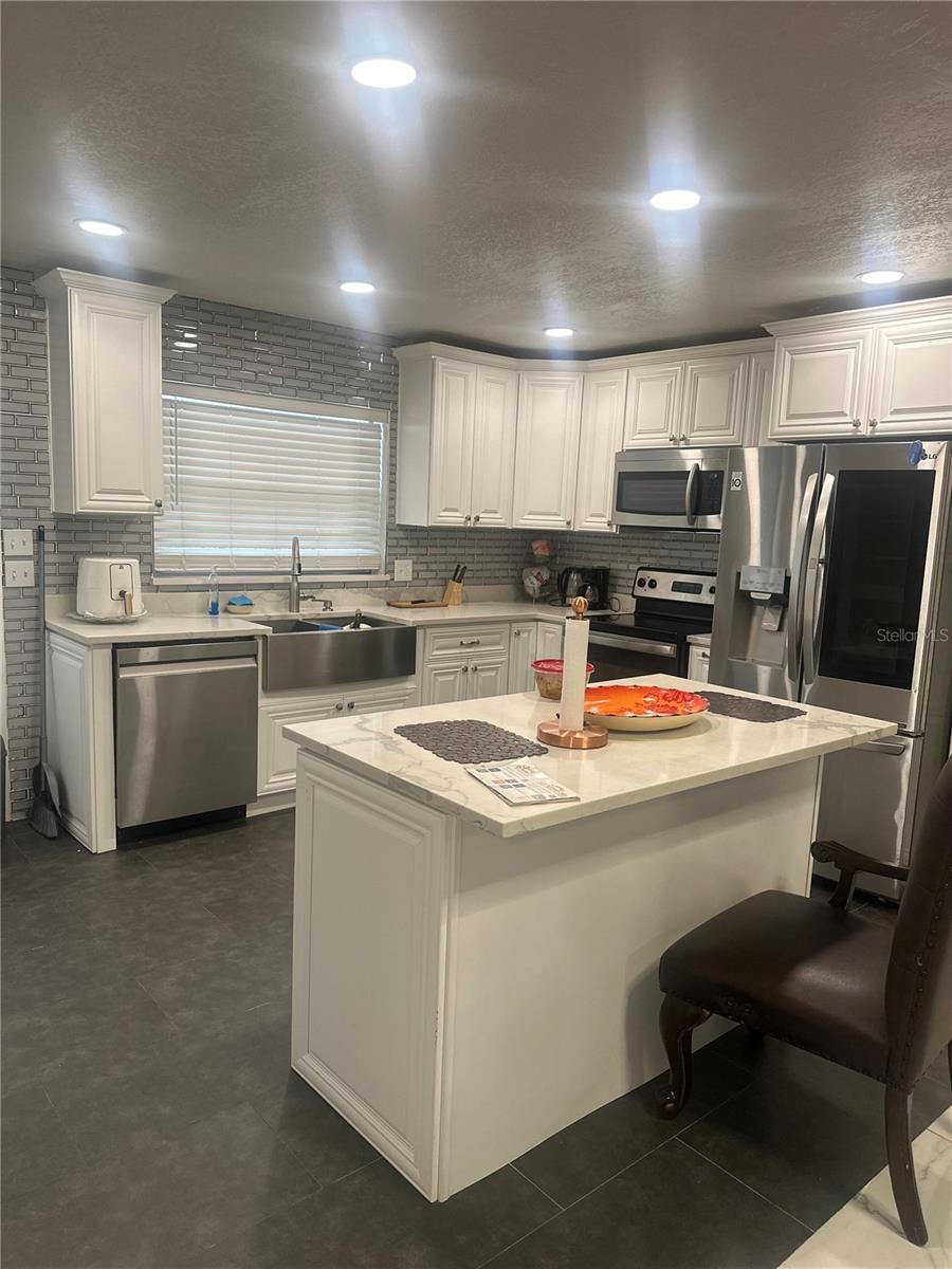 BEL AIRE WOODS EIGHTH ADD - Residential