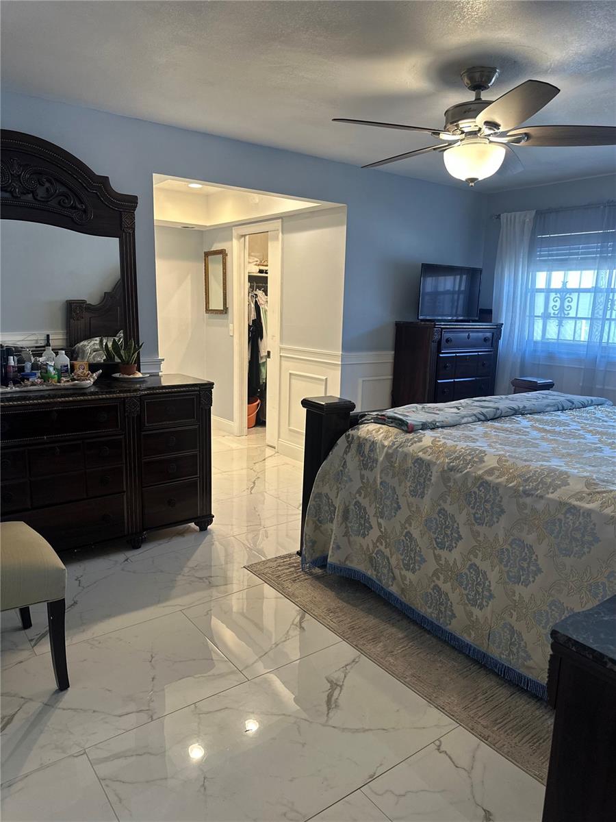 BEL AIRE WOODS EIGHTH ADD - Residential