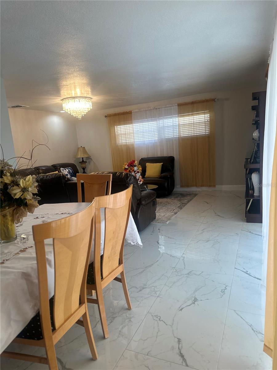 BEL AIRE WOODS EIGHTH ADD - Residential