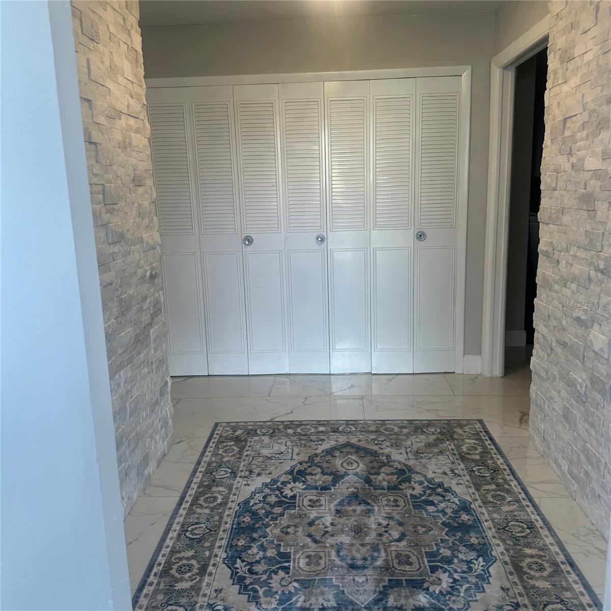 BEL AIRE WOODS EIGHTH ADD - Residential