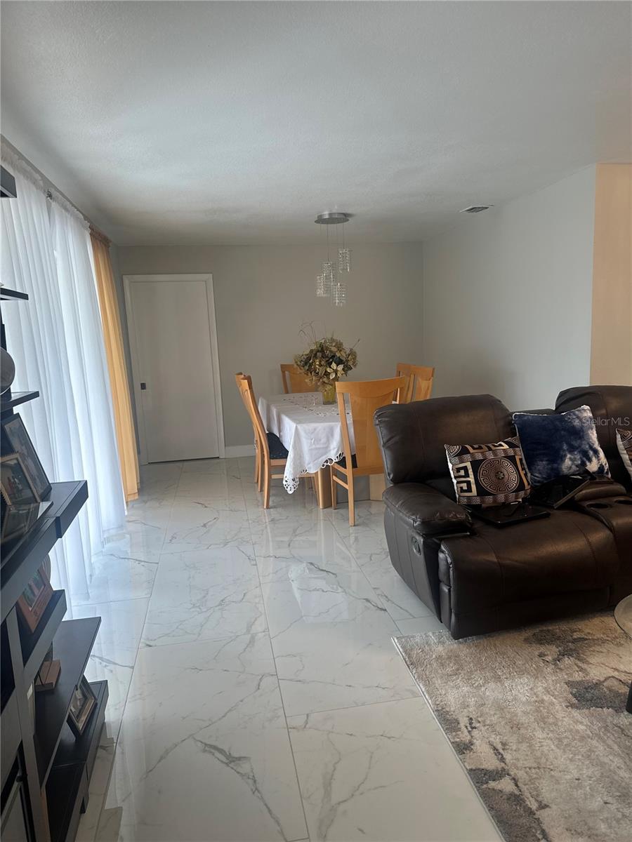 BEL AIRE WOODS EIGHTH ADD - Residential