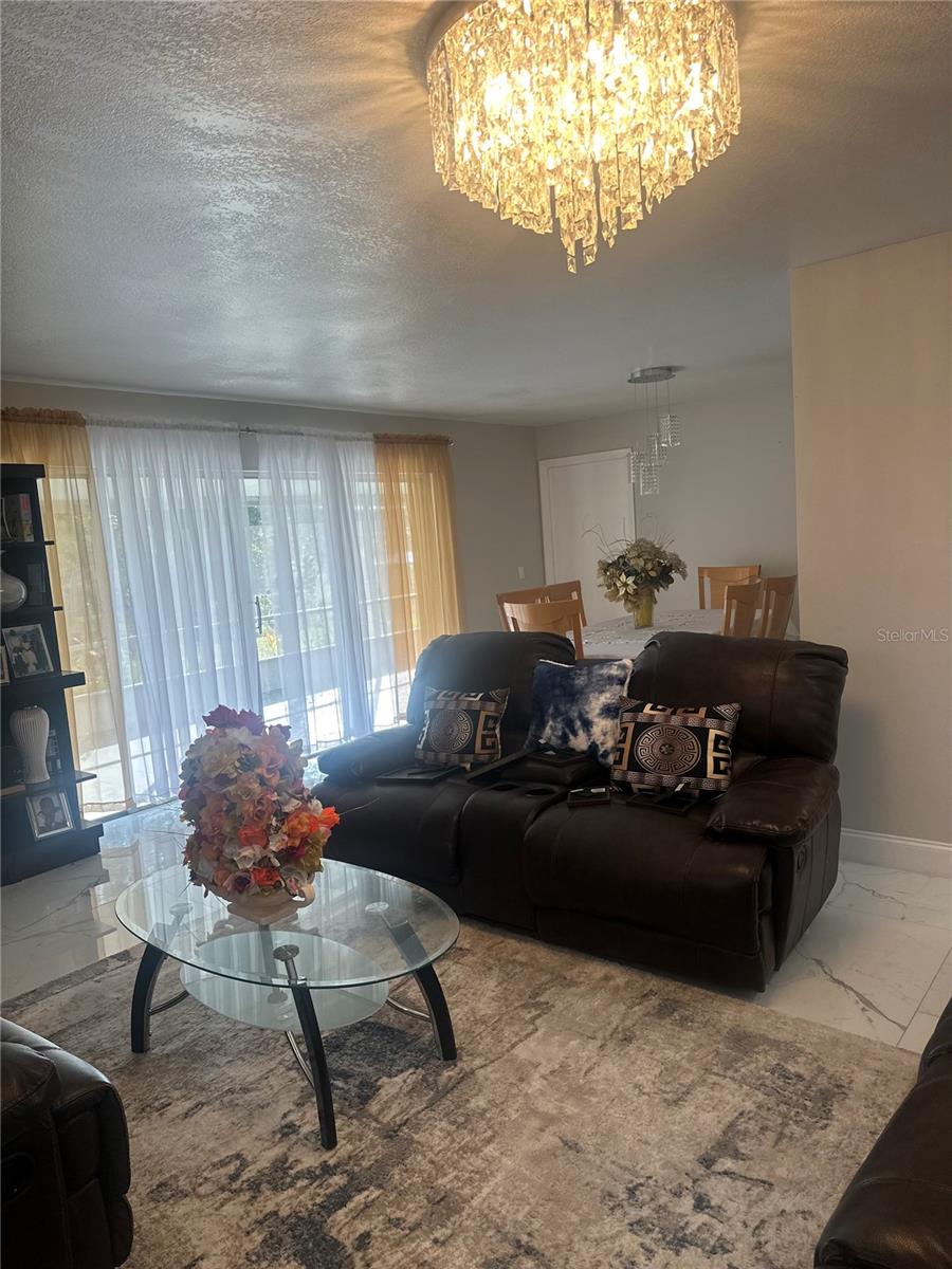 BEL AIRE WOODS EIGHTH ADD - Residential